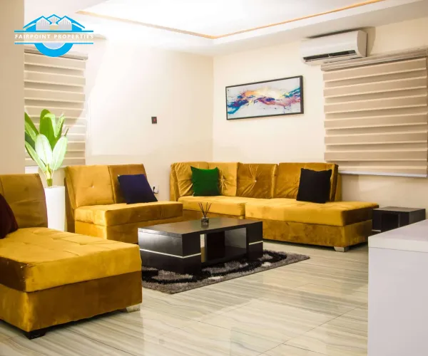 Peninsula sitting room