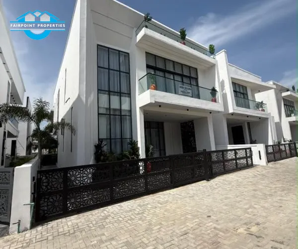 4 BEDROOM SEMI DETACHED DUPLEX + BOYS QUARTERS