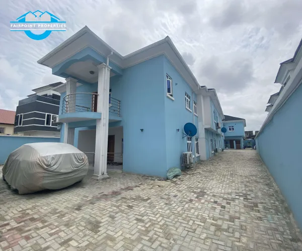 Stunning 3 Bedroom Apartment for Rent At Lekki Phase 1, Lagos.