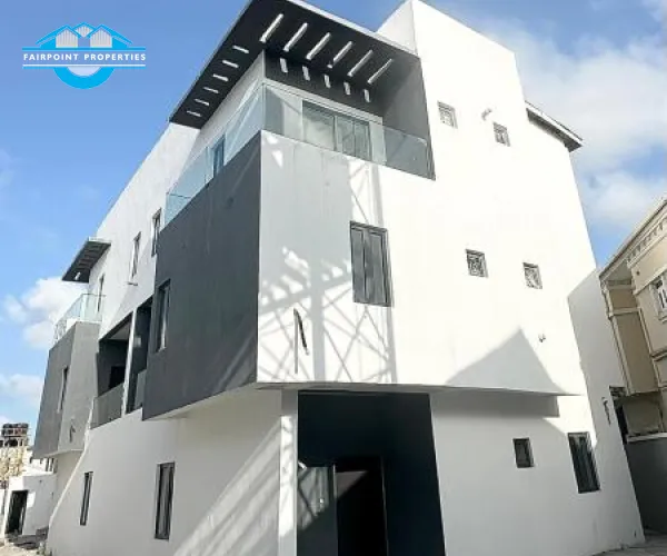 3 BEDROOM PENTHOUSE APARTMENT + BOYS QUARTERS