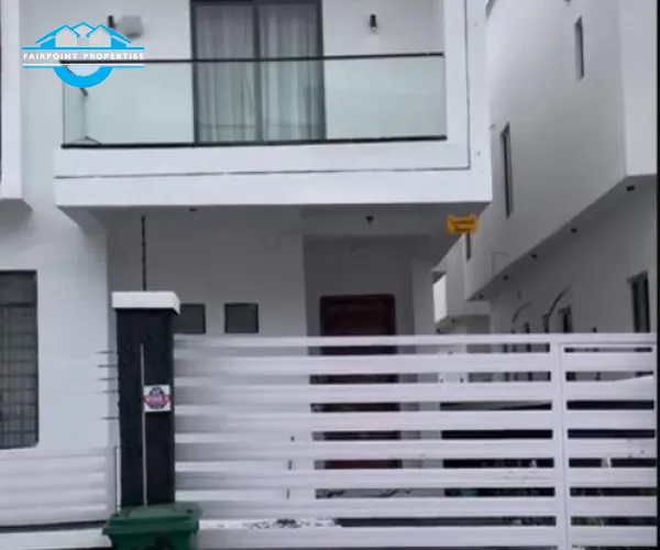 4 bedroom semi detached duplex for rent