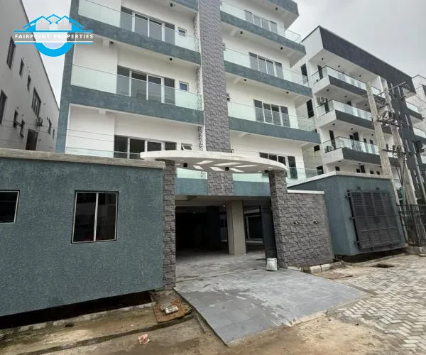 3  BEDROOM PENTHOUSE FOR SALE AT LEKKI, IKATE, LAGOS