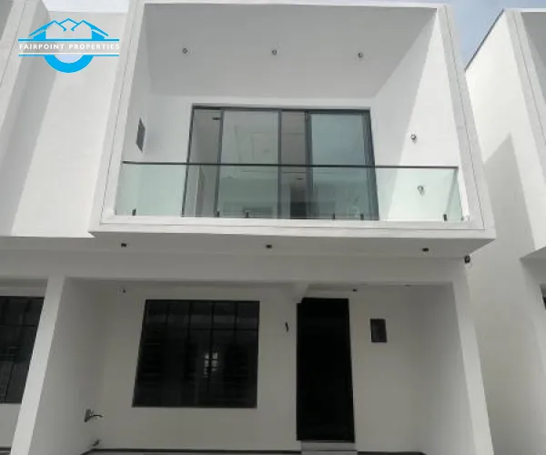 A WELL DESIGNED   4 BEDROOM SEMI DETACHED  WITH BQ + IN A LOVELY MINI ESTATE IN IKOTA - LEKKI 