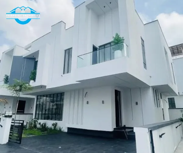5 BEDROOM DETACHED DUPLEX + BOYS QUARTERS + GARDEN AREA