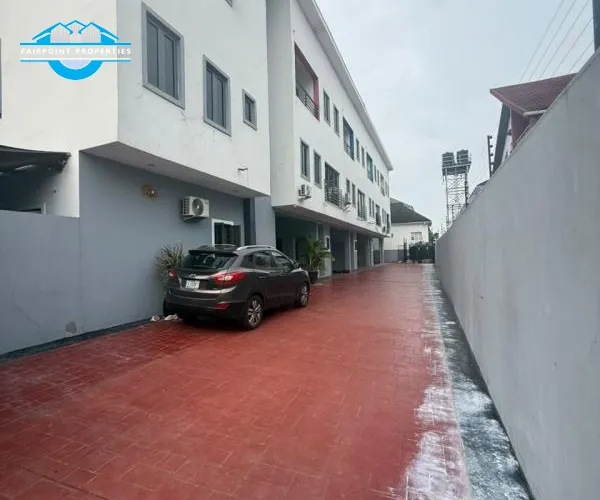NICELY BUILT 4 BEDROOM TERRACE DUPLEX FOR SALE IN A SECURED ESTATE AT IKATE, LEKKI, LAGOS