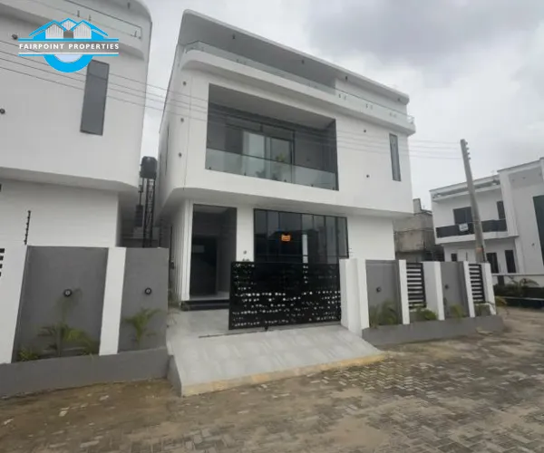 4 BEDROOM DETACHED DUPLEX FOR SALE