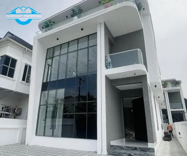 NEWLY BUILT 5 BEDROOM DETACHED HOME + BQ + POOL IN A SERENE AND FLOOD FREE ESTATE AT ELEGANZA, LEKKI, LAGOS STATE