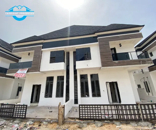 4 Bedroom Detached Duplex 