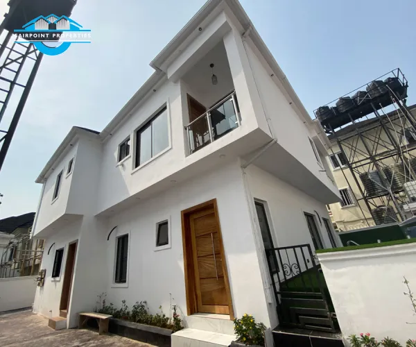 Luxury 5 Bedroom duplex 
