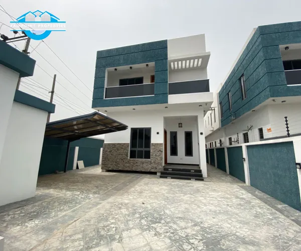 4 Bedroom Detached Duplex 