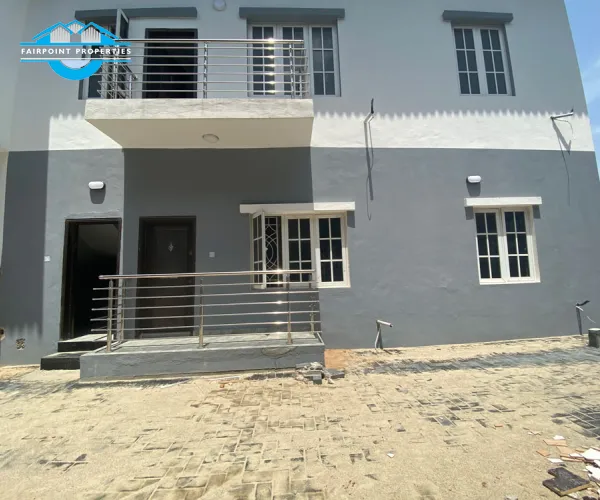 Luxury 3 bedroom Apartment For Rent At Ologolo Lekki Lagos 