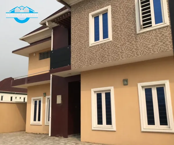 4 Bedroom Fully detached 