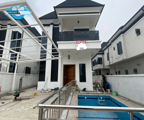 Luxury 5Bedroom detached Duplex 