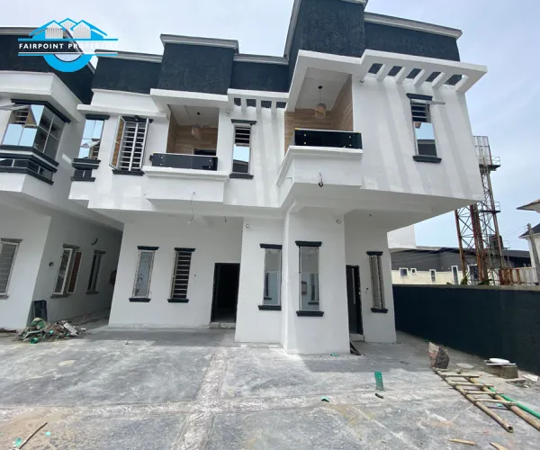 Luxury 4 Bedroom Semi detached duplex 