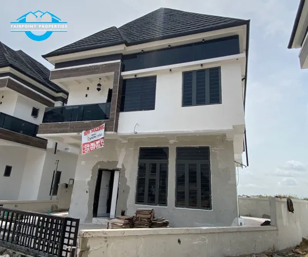 4 Bedroom Detached Duplex 
