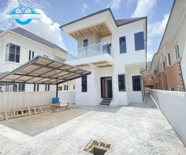 5 bedroom fully detached duplex for sale at Chevron Lagos.