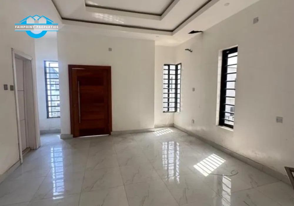 SPACIOUS 4 BEDROOM SEMI DETACHED DUPLEX FOR SALE