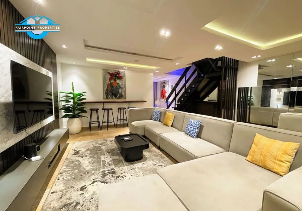 Luxury 3 Bedroom Service Apartment