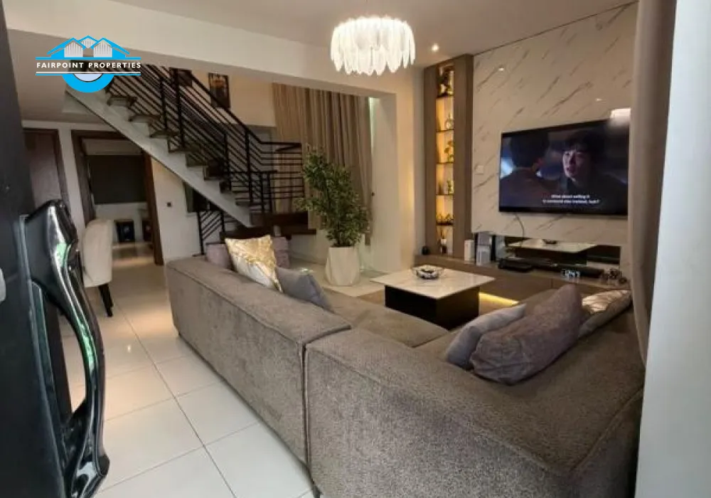 Cozy 2 Bedroom Apartment
