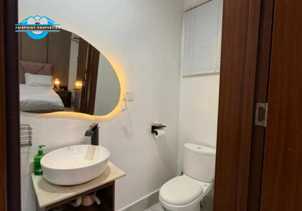 Cozy 2 Bedroom Apartment