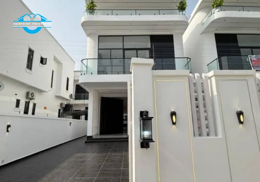 Ultra-Luxury 5 Bedroom Smart Detached Duplex with Pool &amp; BQ