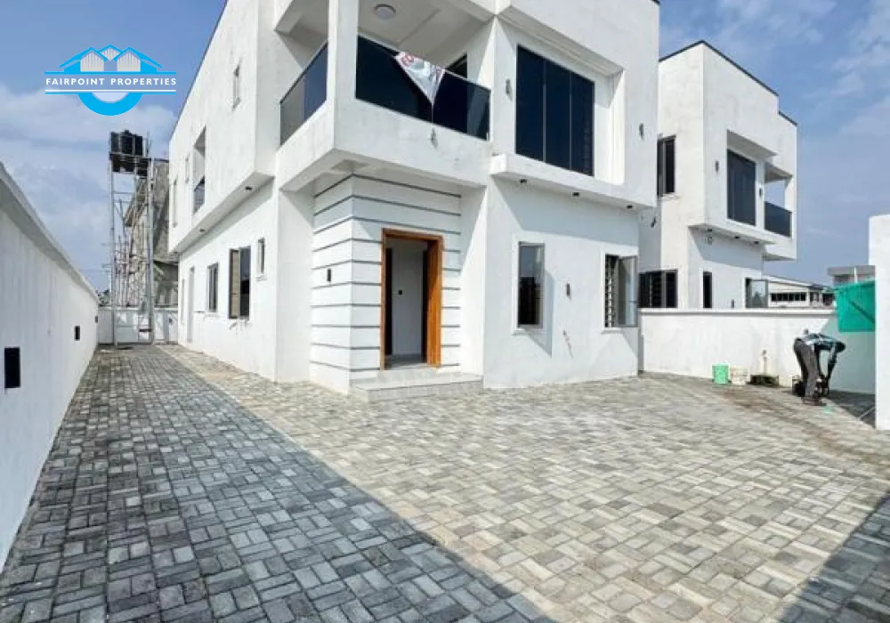 4-Bedroom Fully Detached Duplex with Boys’ Quarters For Sale at Abraham Adesanya