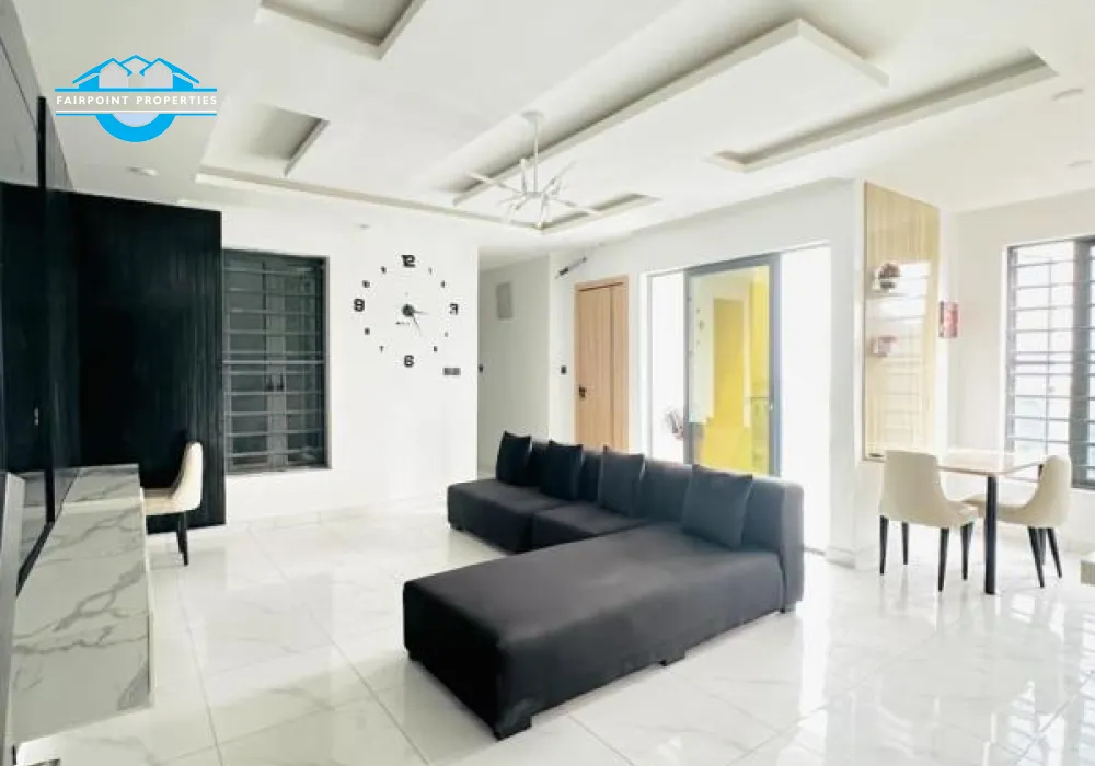 Spacious Living Room