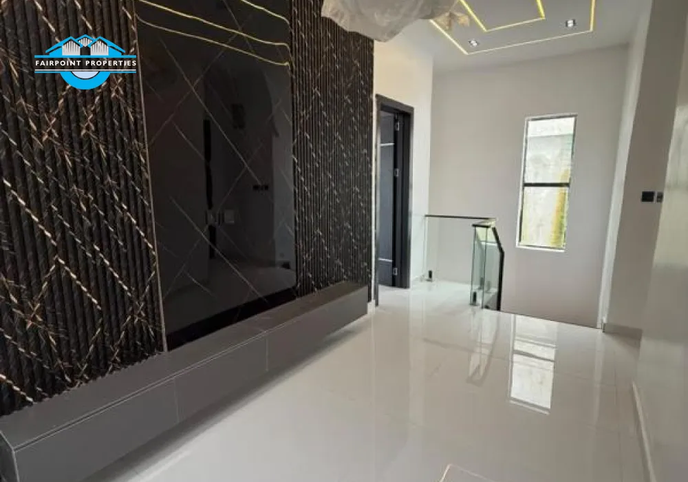 DETACHED 4 BEDROOM (SMART HOUSE) DUPLEX WITH AMPLE PARKING IN A SERENE AND SECURED ENVIRONMENT FOR SALE AT SANGOTEDO, LEKKI
