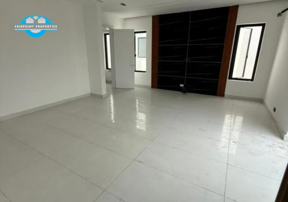 Massive bedroom