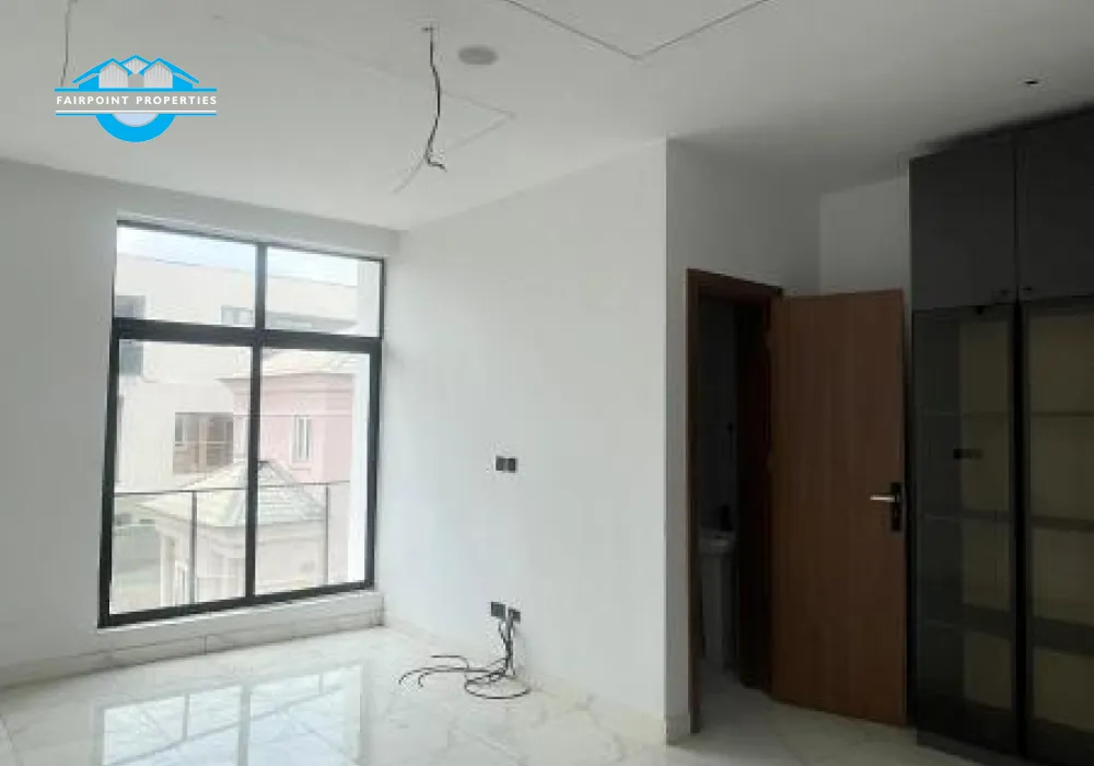 Spacious bedrooms