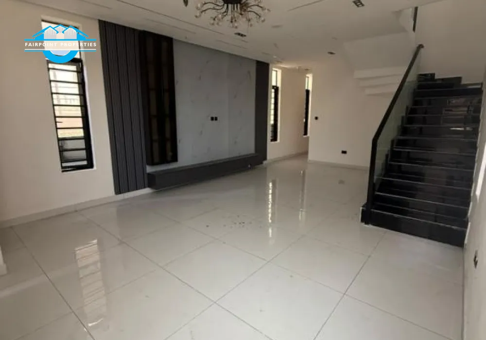 LUXURY THEMED 4 BEDROOM (SMART HOUSE) DETACHED DUPLEX WITH AMPLE PARKING SPACE + MASSIVE LIVING ROOM AND BEDROOMS + CALM AND WELL SECURED ESTATE FOR DISTRESS SALE IN SANGOTEDO, LEKKI
