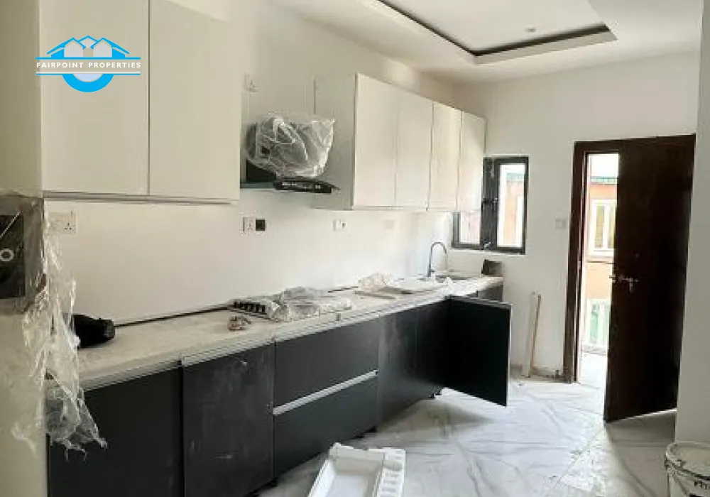 Spacious kitchen