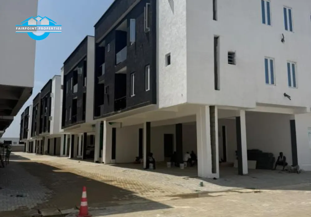 WELL BUILT 2 BEDROOM TERRACE DUPLEX WITH SPACIOUS LIVING ROOM AND BEDROOMS + AMPLE PARKING + GREAT NEIGHBORHOOD FOR SALE AT AJAH, LEKKI