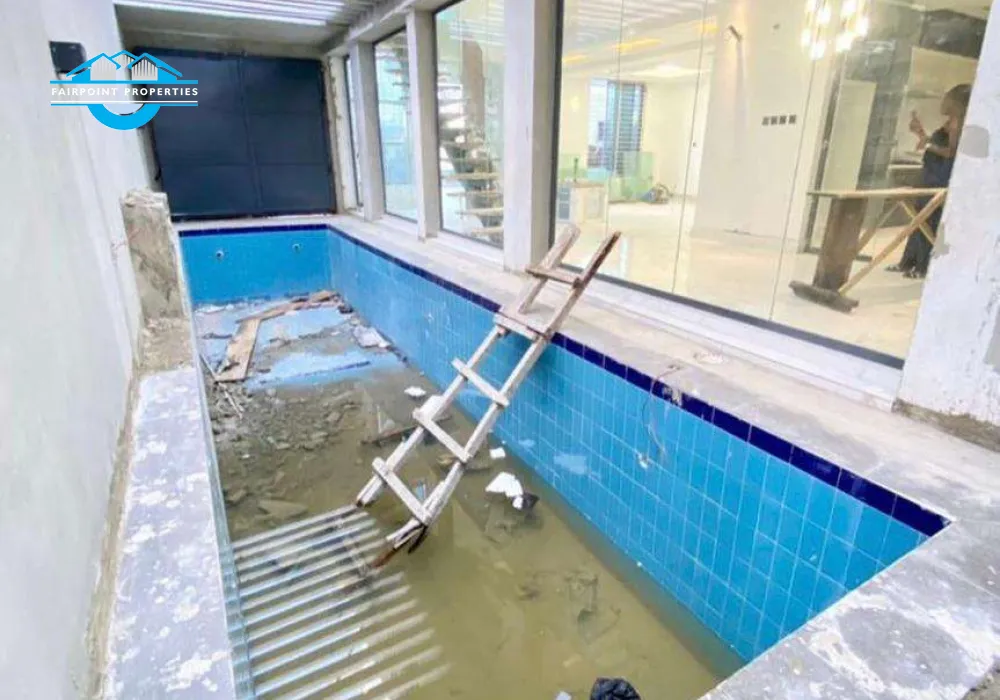 5 bedroom fully detached duplex for sale in Lekki with swimming pool