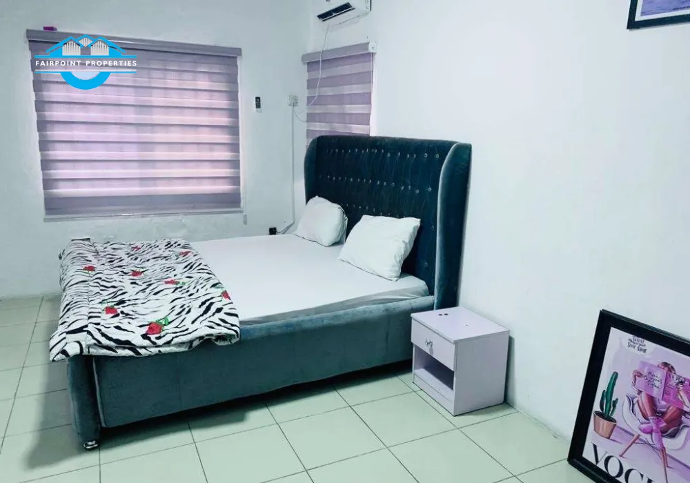 Spacious Bedroom
