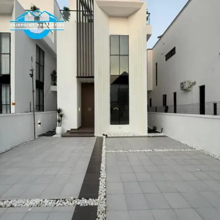 5 Bedroom Fully Detached Duplex