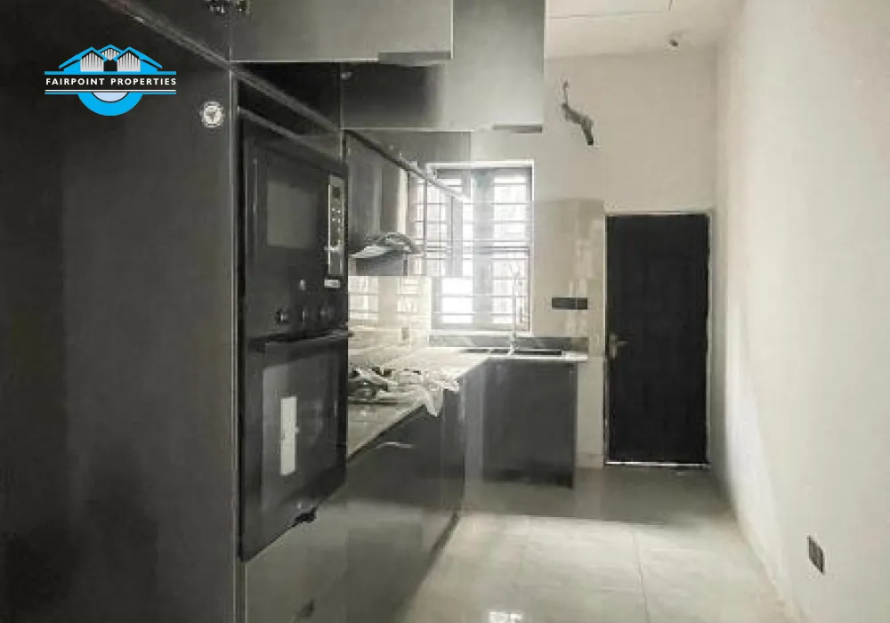 4 BEDROOM TERRACE DUPLEX FOR SALE IN A CALM AND SECURED ESTATE