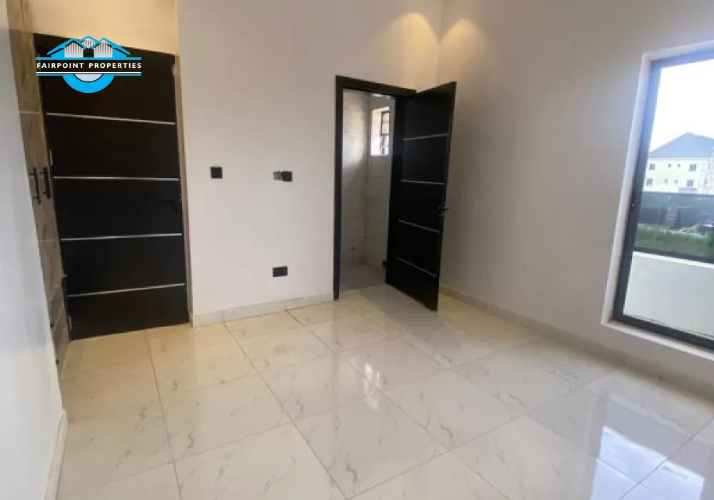 2 Bedroom Detached Duplex for sale