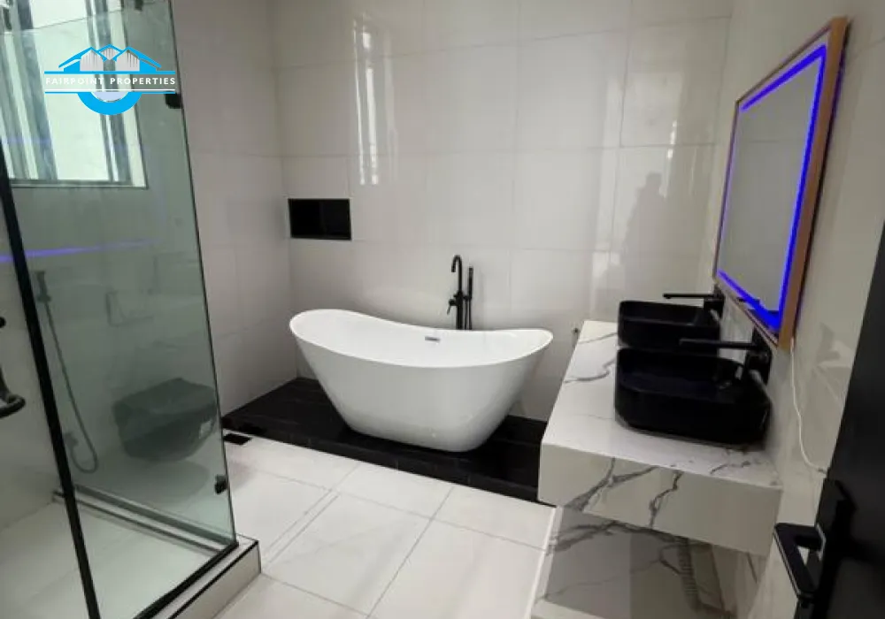 4 BEDROOM DETACHED DUPLEX + BOYS QUARTER FOR SALE