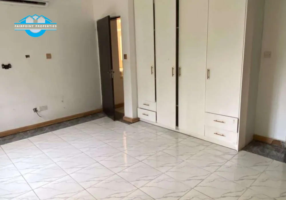 Available 1 Bedroom For At Osapa London, Lekki Lagos.