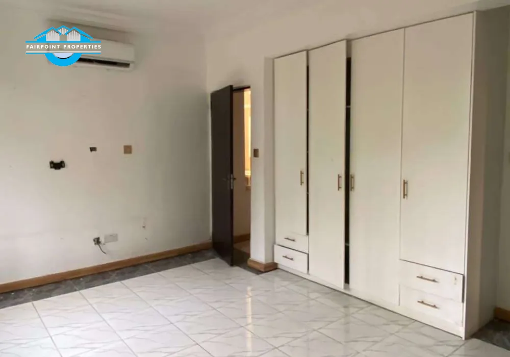Available 1 Bedroom For At Osapa London, Lekki Lagos.
