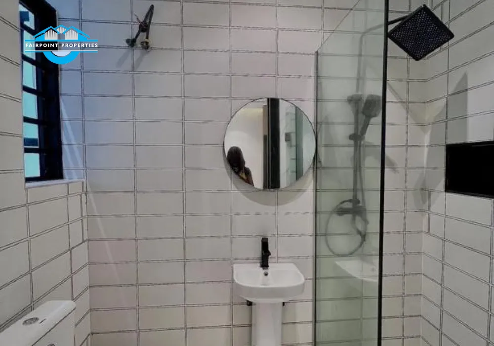 5 BEDROOM FULLY DETACHED WITH SWIMMING POOL FOR SALE AT AJAH
