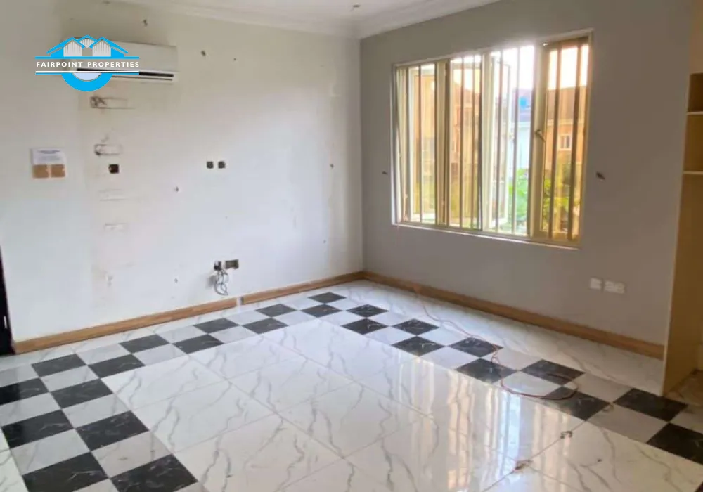 Available 1 Bedroom For At Osapa London, Lekki Lagos.