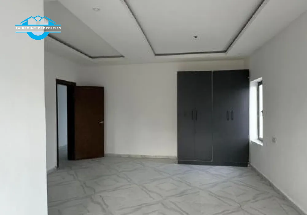 3 BEDROOM PENTHOUSE APARTMENT + BOYS QUARTERS