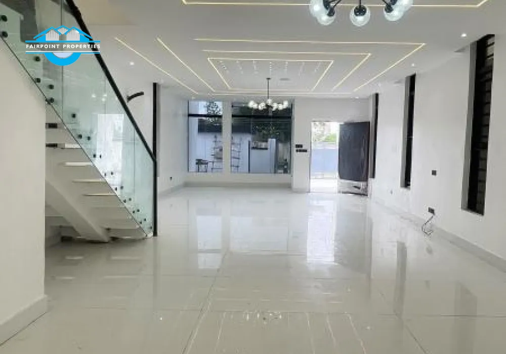 A ELEGANTLY CRAFTED AND LUXURIOUS, MASSIVE SIZED FULLY DETACHED 5 BEDROOM DUPLEX + INVERTER + BQ IN A SECURED AND BEAUTIFUL ESTATE IN IKOTA  - LEKKI LAGOS.