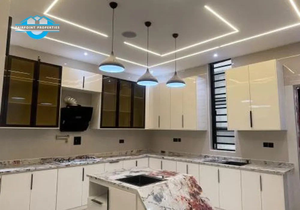A ELEGANTLY CRAFTED AND LUXURIOUS, MASSIVE SIZED FULLY DETACHED 5 BEDROOM DUPLEX + INVERTER + BQ IN A SECURED AND BEAUTIFUL ESTATE IN IKOTA  - LEKKI LAGOS.