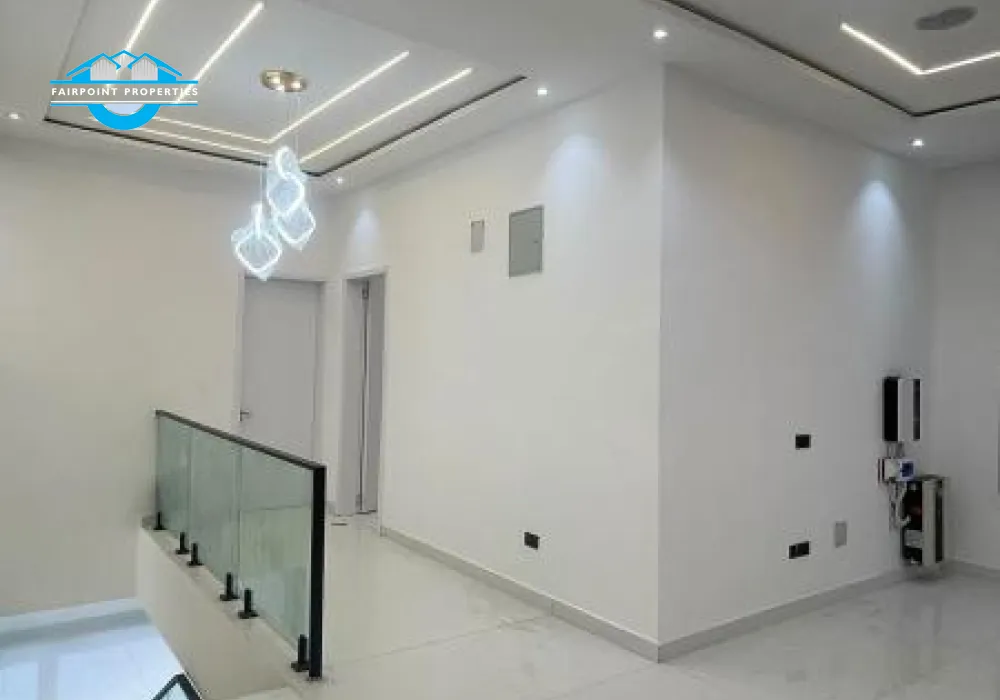 A ELEGANTLY CRAFTED AND LUXURIOUS, MASSIVE SIZED FULLY DETACHED 5 BEDROOM DUPLEX + INVERTER + BQ IN A SECURED AND BEAUTIFUL ESTATE IN IKOTA  - LEKKI LAGOS.