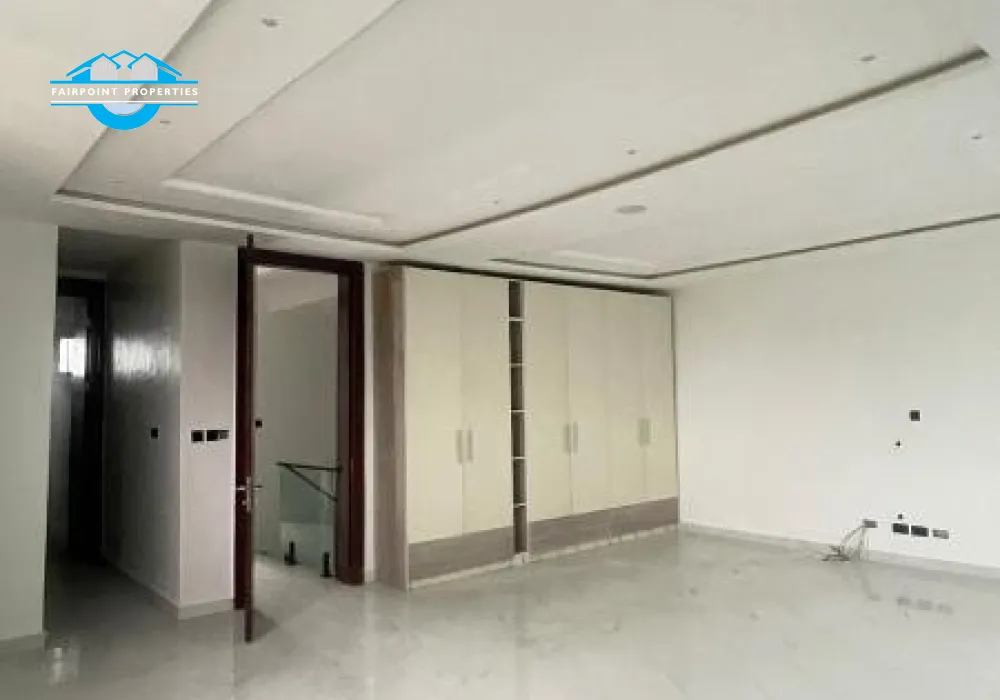 5-bedroom terrace residence located in a serene and Prime Location at Victoria island