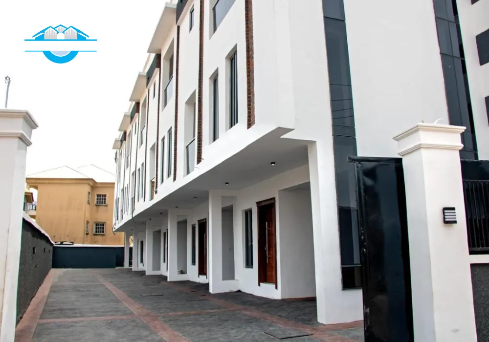 4  BEDROOM TERRACE DUPLEX FOR SALE AT IKATE, LAGOS