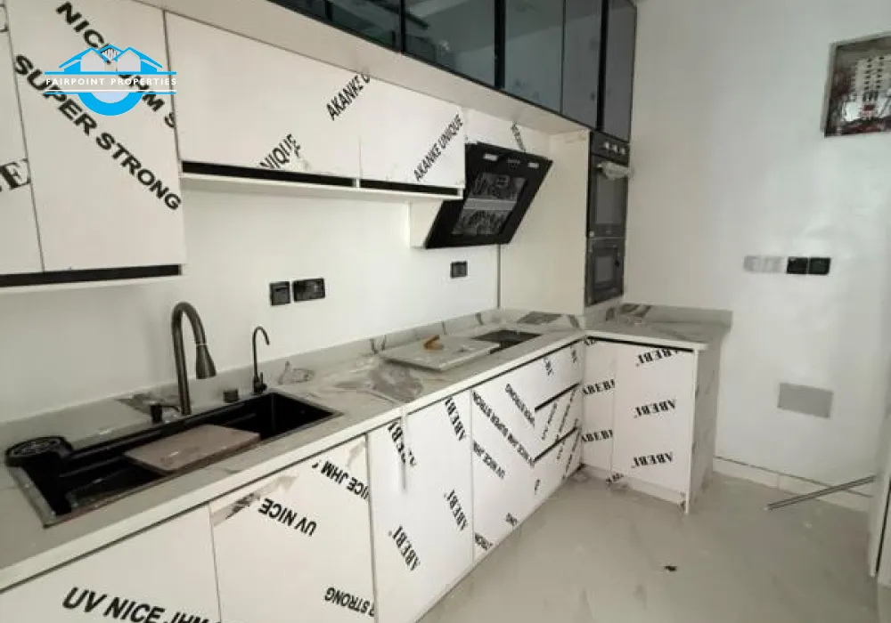 3  BEDROOM PENTHOUSE FOR SALE AT LEKKI, IKATE, LAGOS